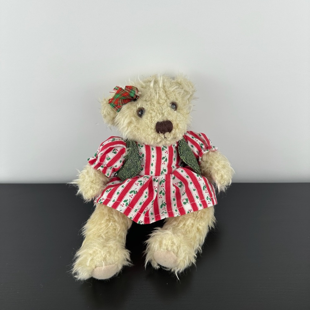 Christmas Teddy Bear 8” Beige Plush Stuffed Animal Red Green Dress Plaid Bow